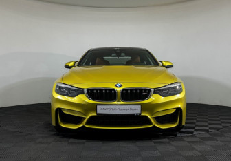 Подержанный автомобиль BMW M4 Coupe 2018 года (3 фото)