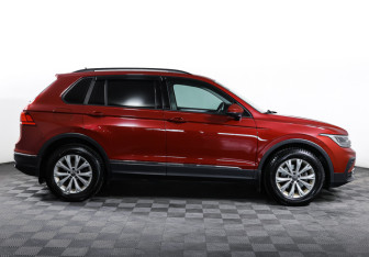 Подержанный автомобиль Volkswagen Tiguan 2021 года (4 фото)