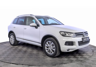 Подержанный автомобиль Volkswagen Touareg 2012 года (3 фото)