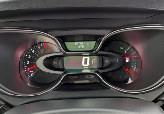 Подержанный автомобиль Renault Kaptur 2020 года (16 фото)