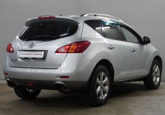 Подержанный автомобиль Nissan Murano Suv 2011 года (5 фото)