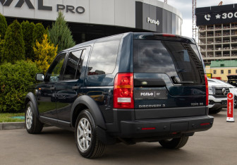 Подержанный автомобиль Land Rover Discovery 2007 года (5 фото)