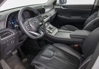 Подержанный автомобиль Hyundai Palisade 2020 года (10 фото)