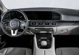 Подержанный автомобиль Mercedes-Benz GLE 2019 года (12 фото)