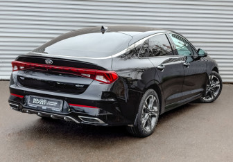 Подержанный автомобиль Kia K5 2021 года (5 фото)