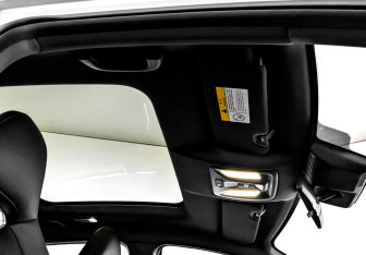 Подержанный автомобиль Changan UNI-V 2024 года (23 фото)