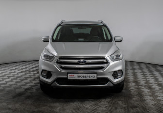 Подержанный автомобиль Ford Kuga 2017 года (2 фото)