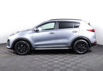 Подержанный автомобиль Kia Sportage 2021 года (3 фото)