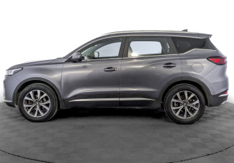 Подержанный автомобиль Chery Tiggo 7 Pro 2022 года (8 фото)