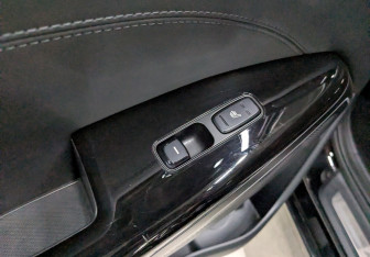 Подержанный автомобиль Kia K7 2019 года (13 фото)