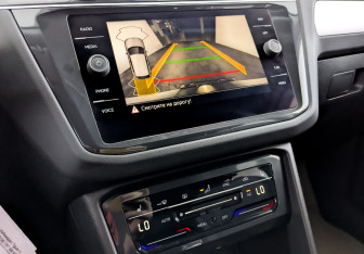 Подержанный автомобиль Volkswagen Tiguan 2021 года (25 фото)