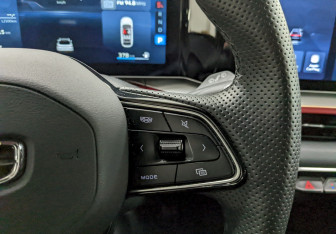 Подержанный автомобиль Geely Coolray 2024 года (28 фото)