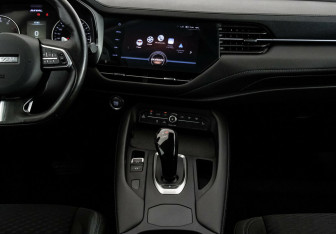 Подержанный автомобиль Haval F7 2019 года (9 фото)