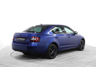 Подержанный автомобиль Skoda Octavia Liftback 2020 года (5 фото)
