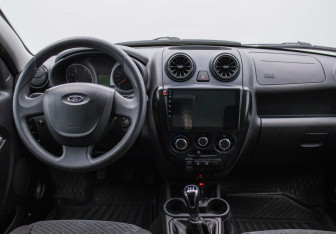 Подержанный автомобиль LADA (ВАЗ) Granta Liftback 2015 года (13 фото)