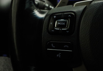 Подержанный автомобиль Lexus NX 2017 года (10 фото)