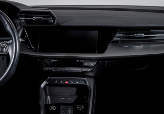 Подержанный автомобиль Audi A3 Sedan 2021 года (13 фото)