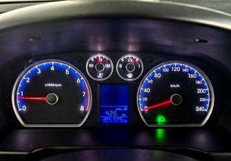 Подержанный автомобиль Hyundai i30 Hatchback 2010 года (12 фото)