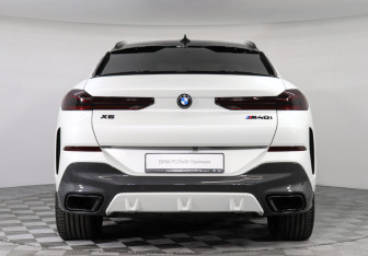Подержанный автомобиль BMW X6 2021 года (4 фото)