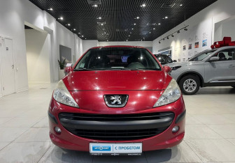 Подержанный автомобиль Peugeot 207 Hatchback 2008 года (2 фото)