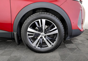 Подержанный автомобиль Peugeot 3008 2021 года (18 фото)