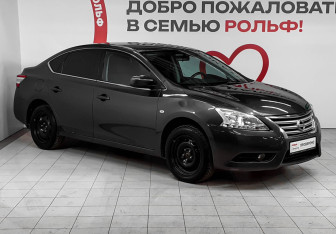 Подержанный автомобиль Nissan Sentra Sedan 2015 года (2 фото)
