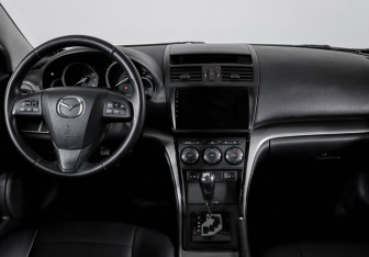 Подержанный автомобиль Mazda 6 Sedan 2011 года (12 фото)