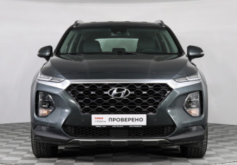 Подержанный автомобиль Hyundai Santa Fe 2019 года (2 фото)