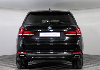 Подержанный автомобиль BMW X5 2017 года (4 фото)
