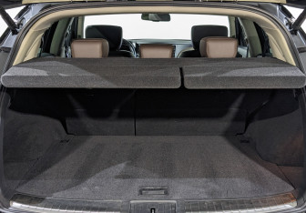 Подержанный автомобиль Infiniti QX70 2014 года (10 фото)