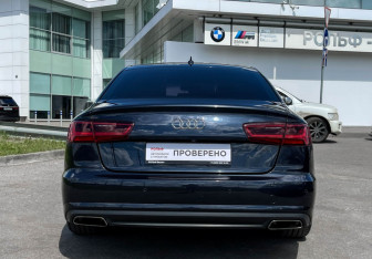 Подержанный автомобиль Audi A6 Sedan 2016 года (6 фото)