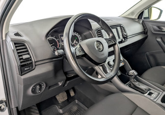 Подержанный автомобиль Skoda Karoq 2020 года (16 фото)