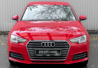 Подержанный автомобиль Audi A4 Sedan 2015 года (2 фото)