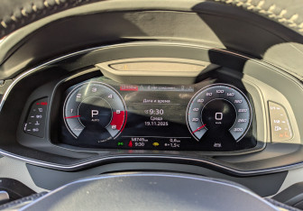 Подержанный автомобиль Audi A7 2020 года (16 фото)