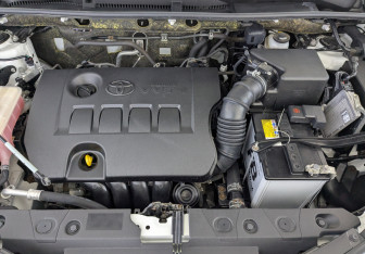 Подержанный автомобиль Toyota RAV4 2019 года (9 фото)