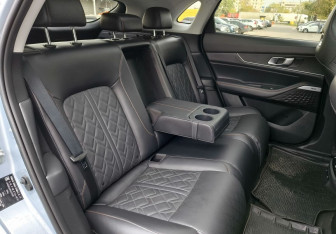 Подержанный автомобиль Changan UNI-K 2023 года (14 фото)