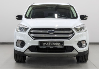 Подержанный автомобиль Ford Kuga 2017 года (2 фото)