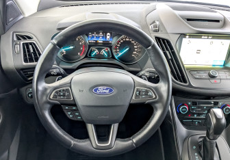 Подержанный автомобиль Ford Kuga 2018 года (21 фото)
