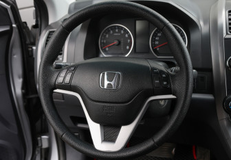 Подержанный автомобиль Honda CR-V 2008 года (17 фото)