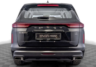 Подержанный автомобиль Exeed VX 2022 года (6 фото)