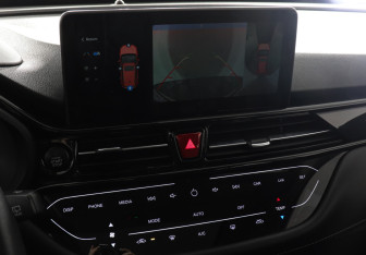 Подержанный автомобиль Москвич 3 2023 года (14 фото)