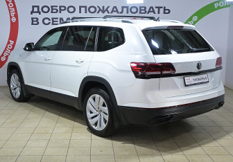 Подержанный автомобиль Volkswagen Teramont 2021 года (7 фото)