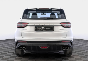 Подержанный автомобиль Geely Coolray 2023 года (6 фото)