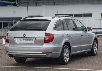 Подержанный автомобиль Skoda Superb Wagon 2012 года (5 фото)