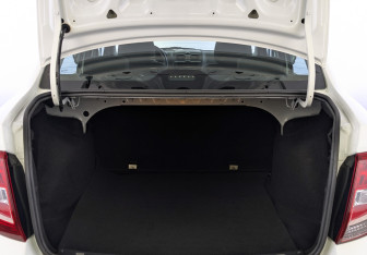 Подержанный автомобиль LADA (ВАЗ) Granta Sedan 2023 года (10 фото)