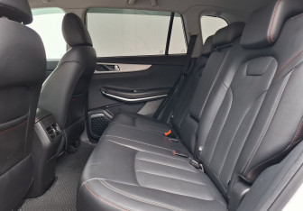 Подержанный автомобиль Changan CS75 2020 года (13 фото)