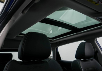 Подержанный автомобиль Exeed LX 2023 года (12 фото)