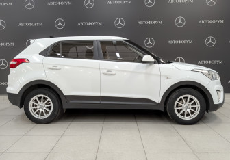 Подержанный автомобиль Hyundai Creta 2019 года (4 фото)