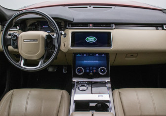 Подержанный автомобиль Land Rover Range Rover Velar 2018 года (13 фото)
