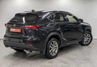 Подержанный автомобиль Lexus NX 2017 года (5 фото)